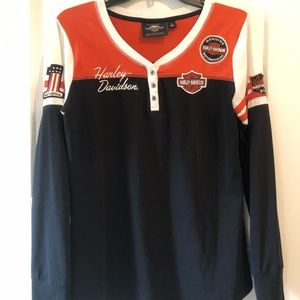 HD Women’s Classic Colorblock Henley.  Size S